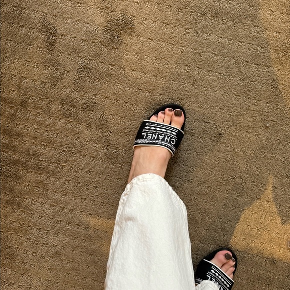 Vintage Chanel Cloth Sandals Size 39 - Picture 2 of 3